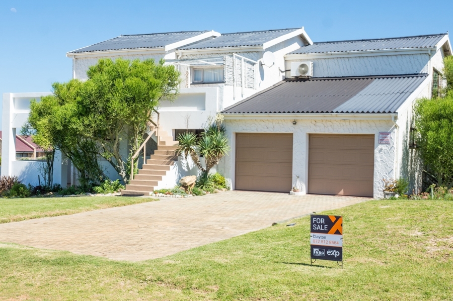3 Bedroom Property for Sale in Oyster Bay Eastern Cape